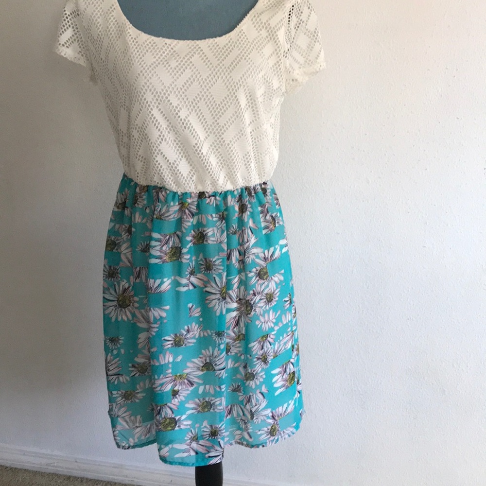 AUW cute dress